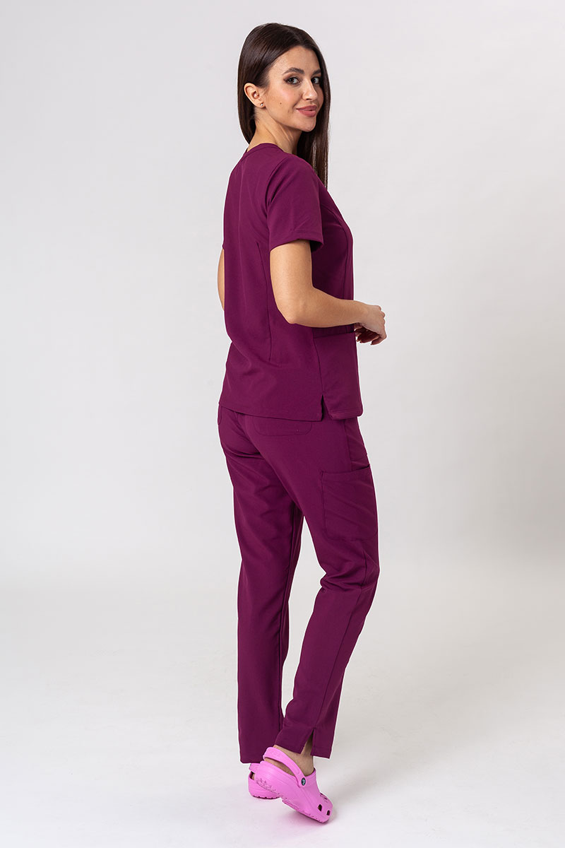 Women's Maevn Momentum scrubs set (Double V-neck top, 6-pocket trousers) wine-1