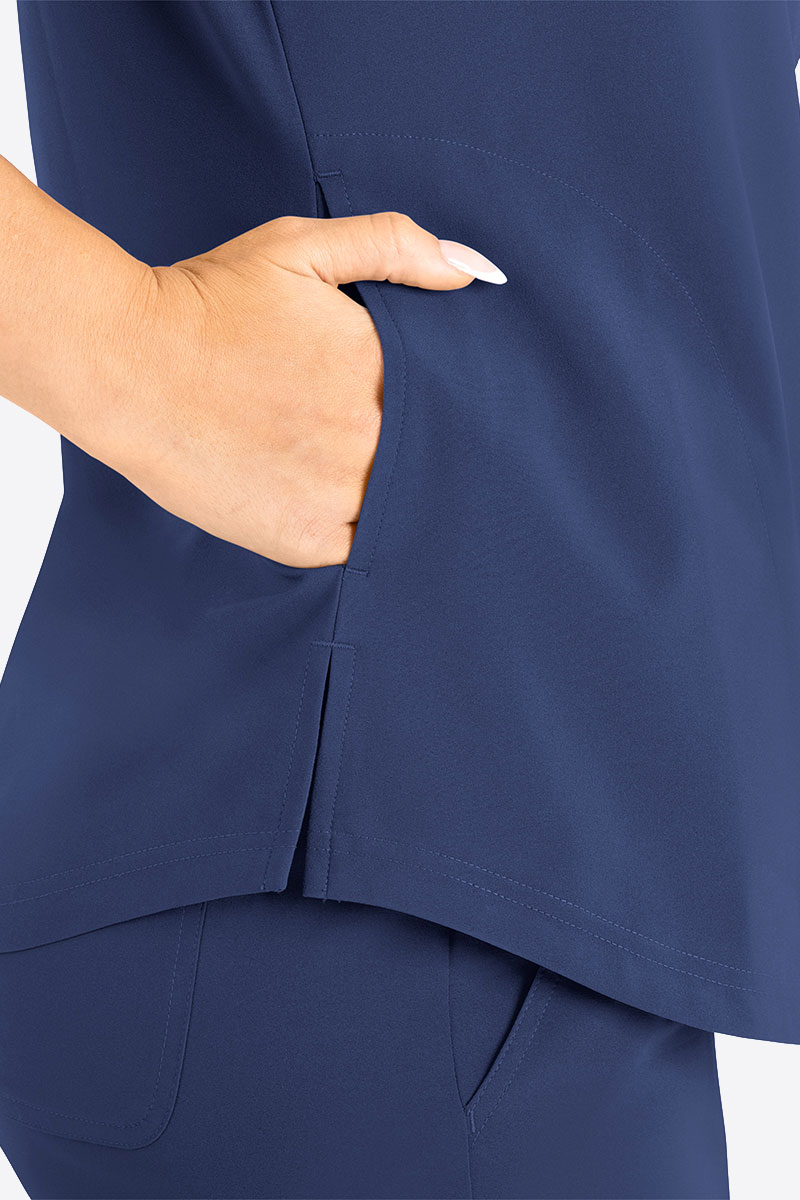 Women's Maevn Momentum Round scrubs set navy-5