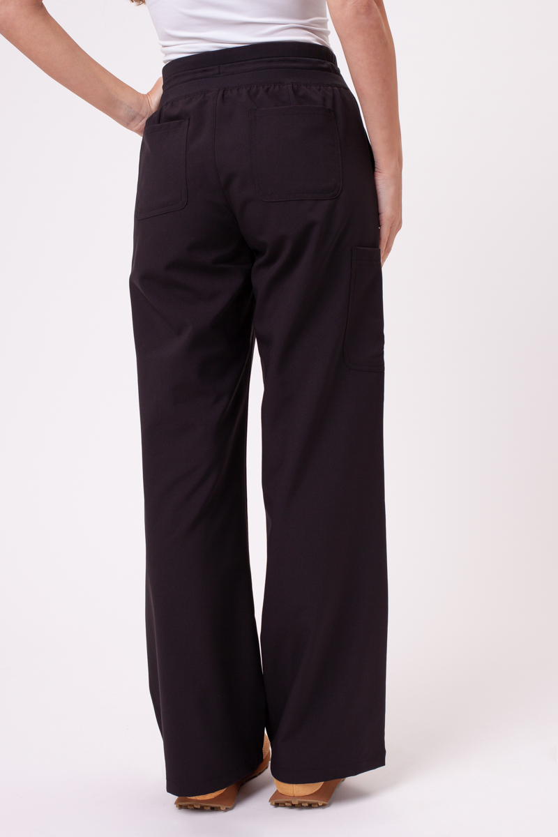 Women's Maevn Momentum Round scrubs set black-10