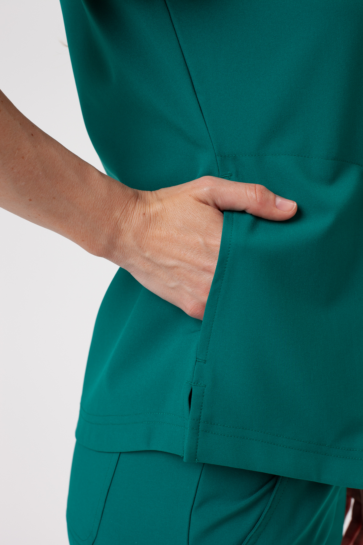 Women's Maevn Momentum Round scrubs set hunter green-4