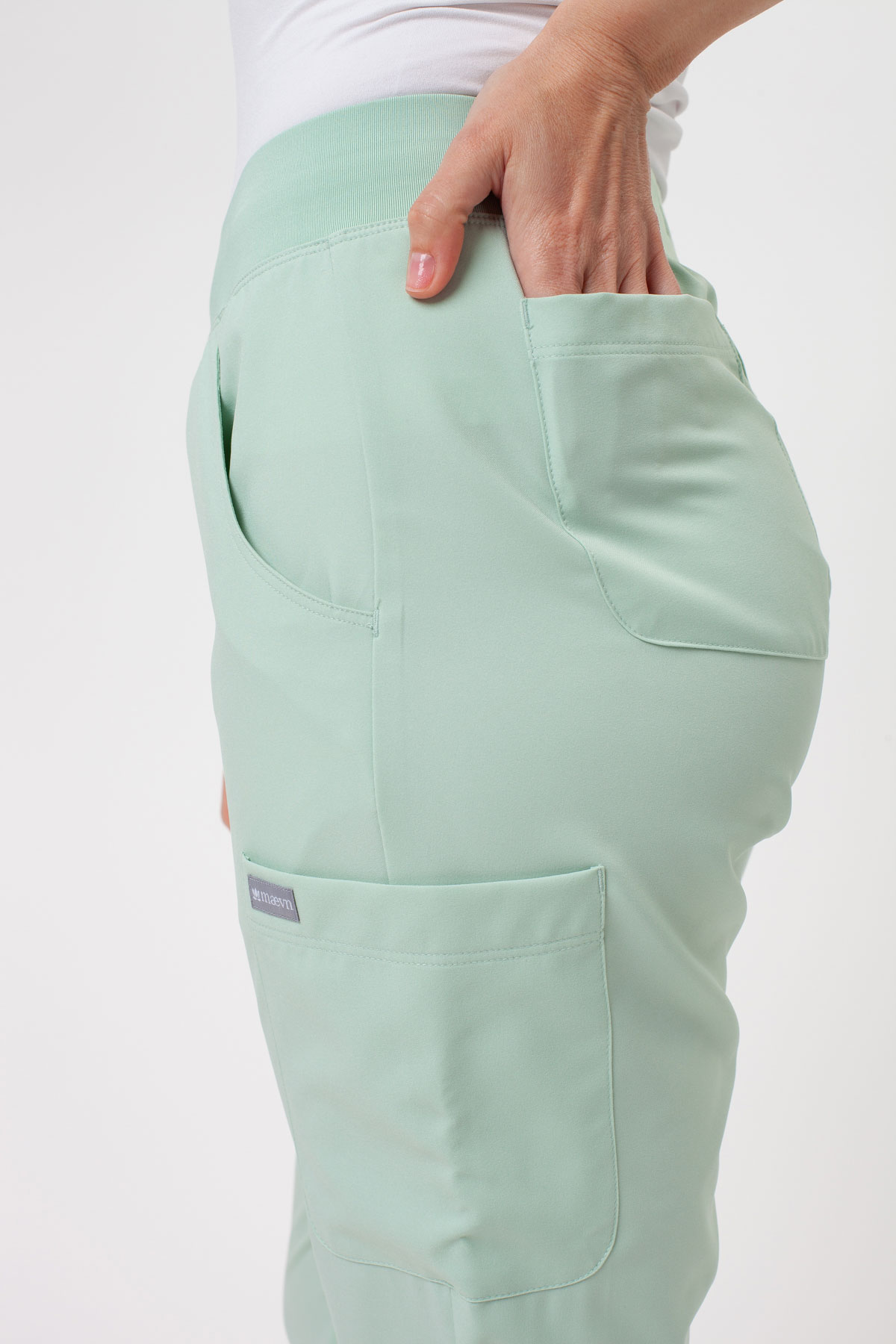 Women’s Maevn Momentum Jogger scrub trousers honeydew-2