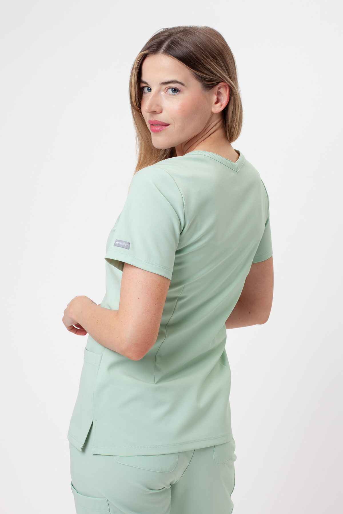 Women's Maevn Momentum Jogger scrubs set honeydew-3