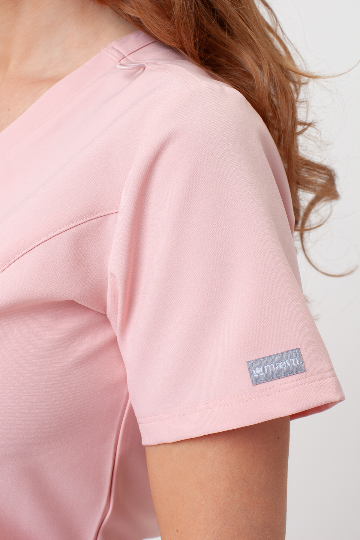 Women's Maevn Momentum Jogger scrubs set pink grapefruit-5