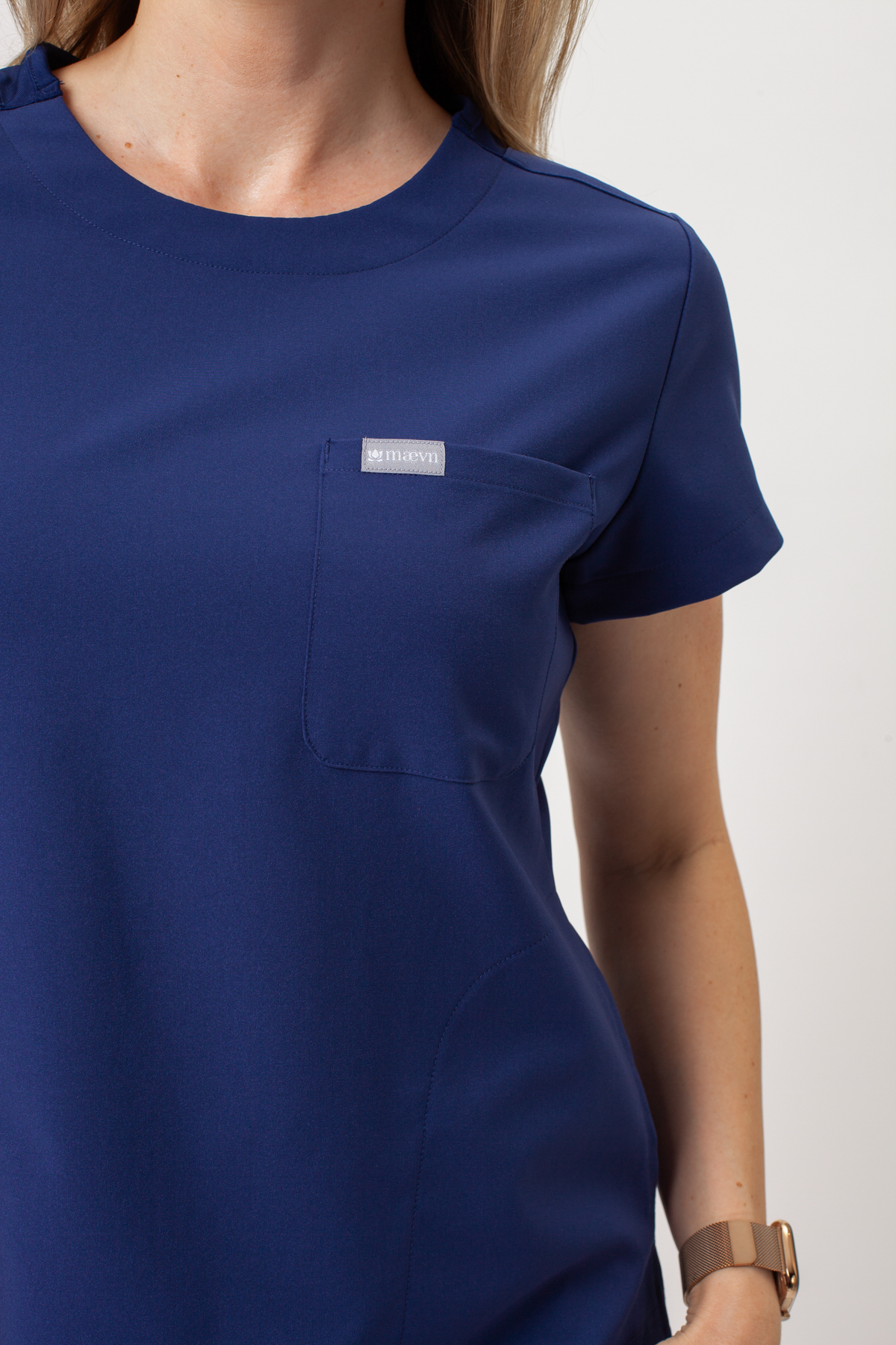 Women's Maevn Momentum Round scrubs set navy-7