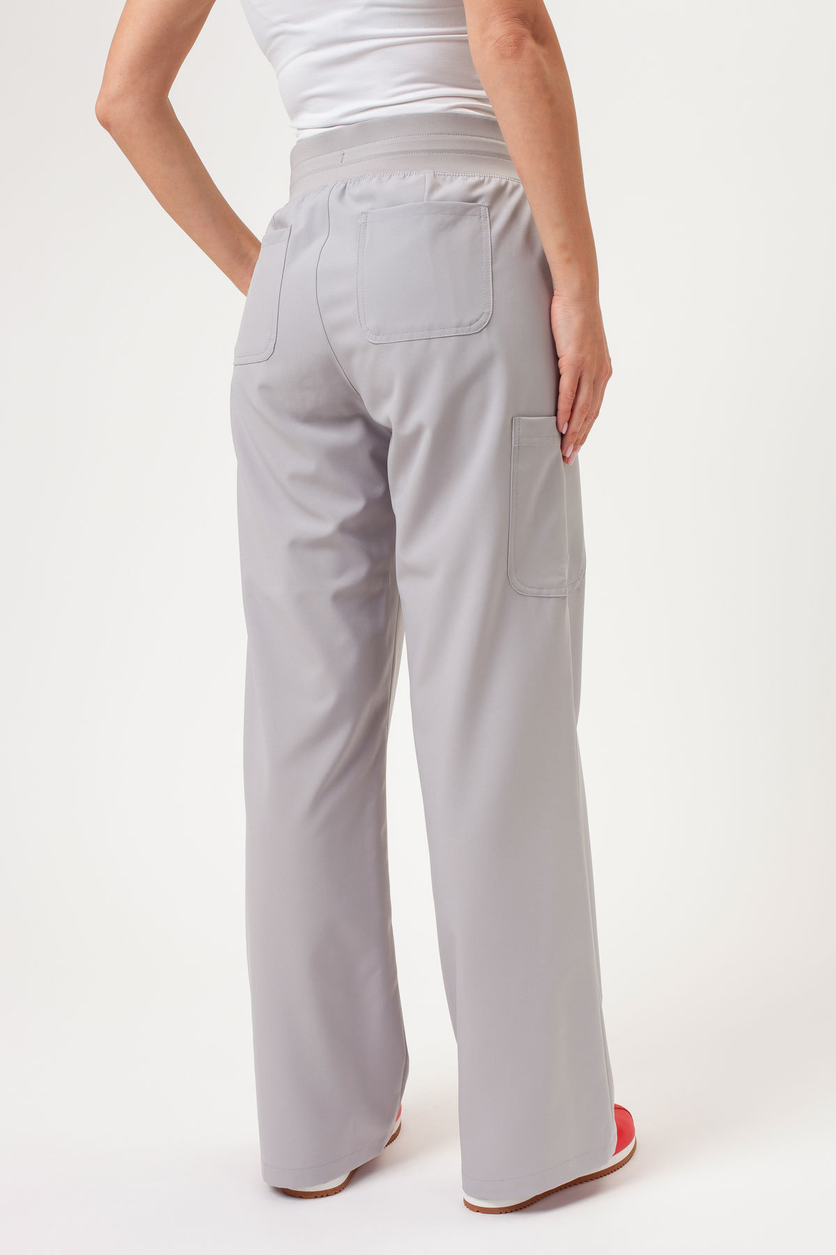 Women's Maevn Momentum Round scrubs set quiet grey-10