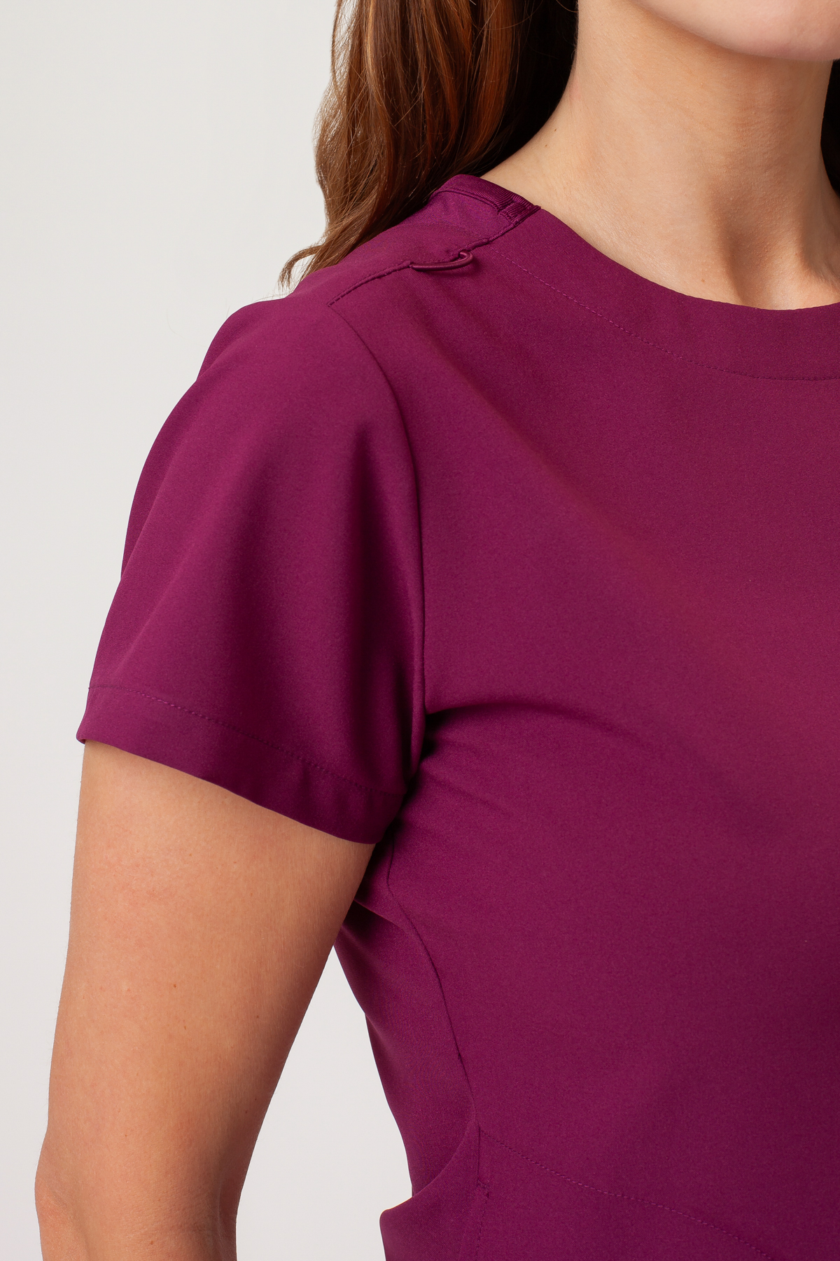 Women's Maevn Momentum Round scrubs set wine-5