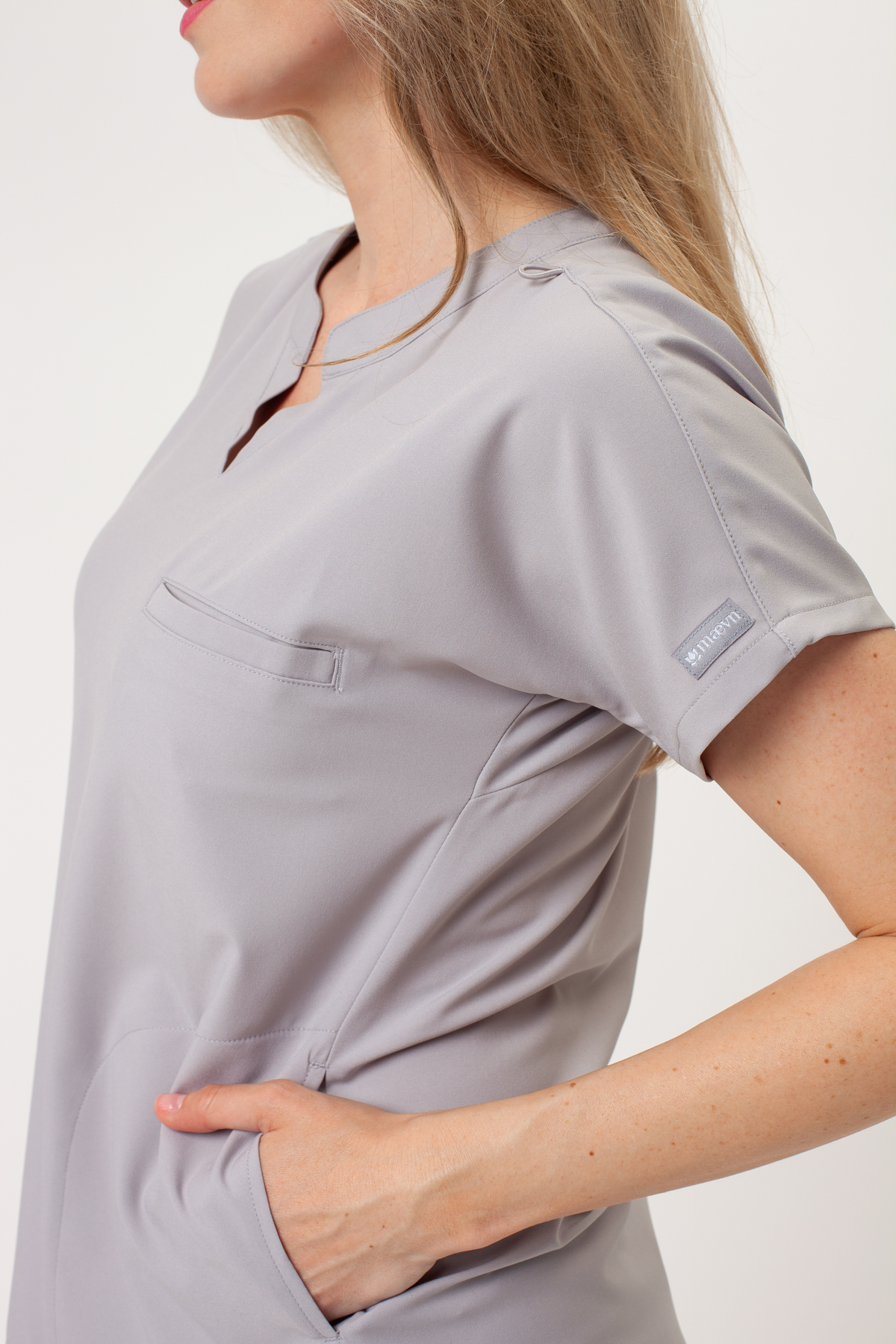 Women's Maevn Momentum Flare scrubs set quiet grey-5