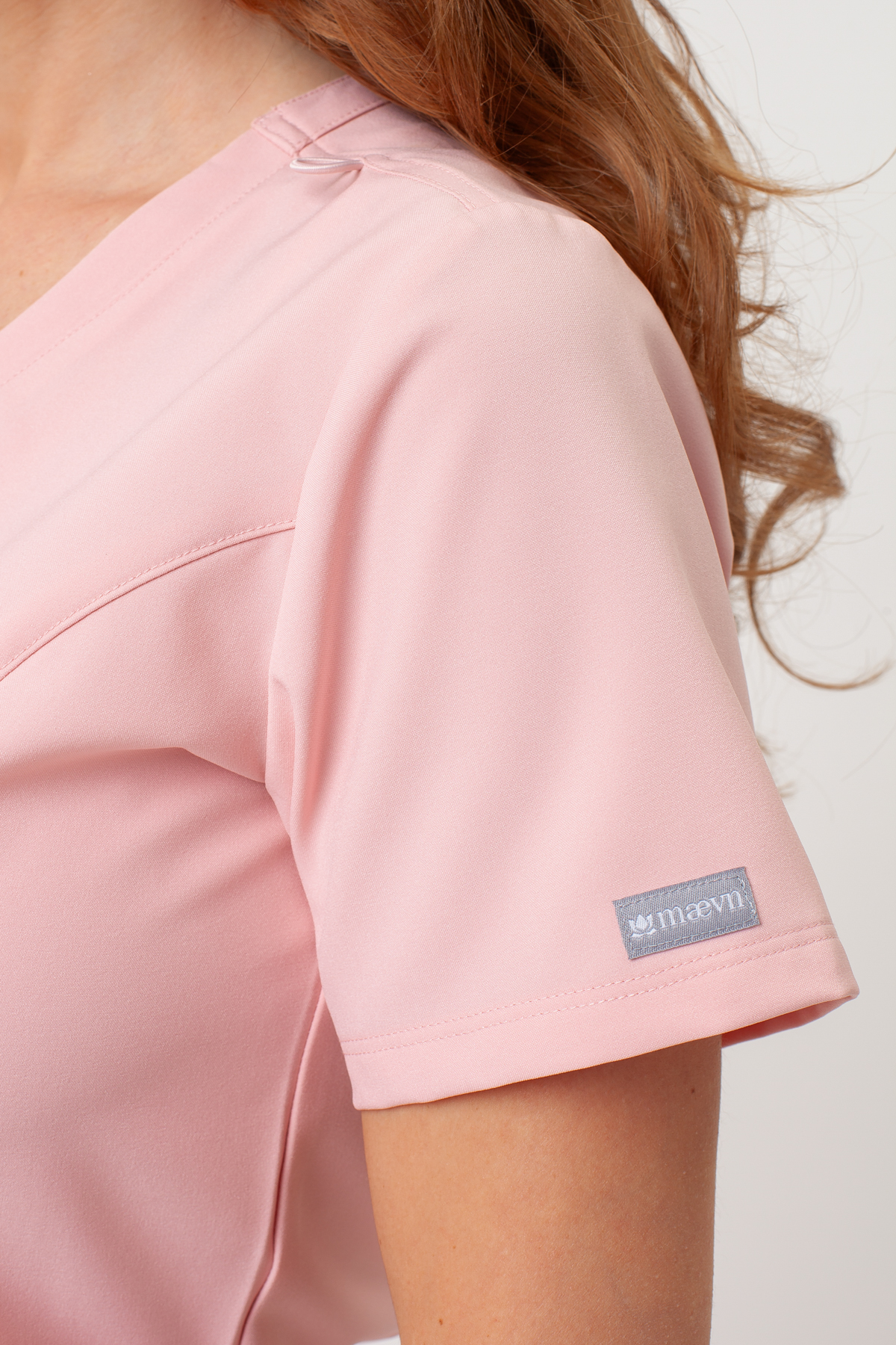 Women's Maevn Momentum Jogger scrubs set pink grapefruit-5