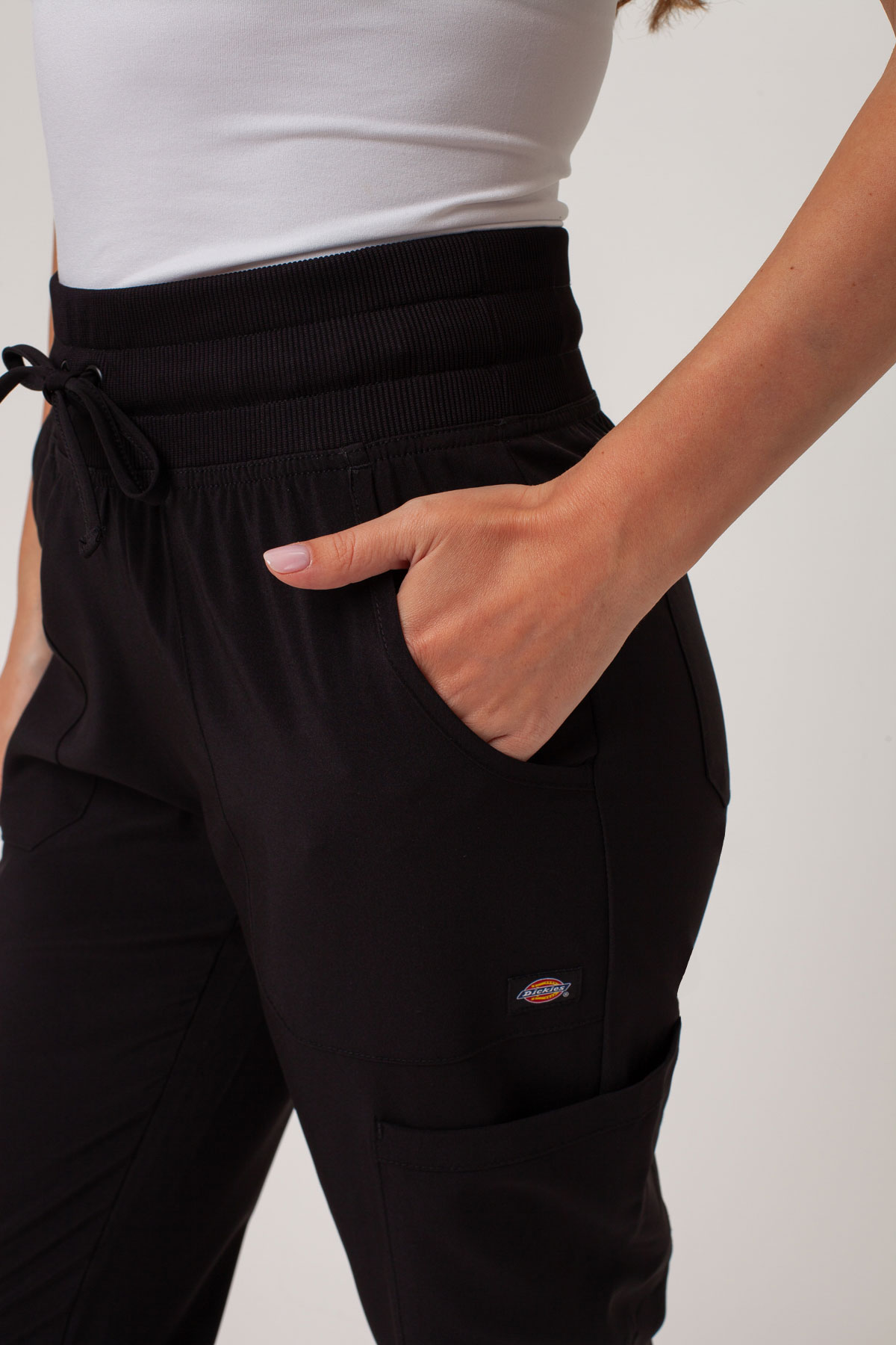 Women's Dickies EDS Essentials Jogger scrubs set black-9