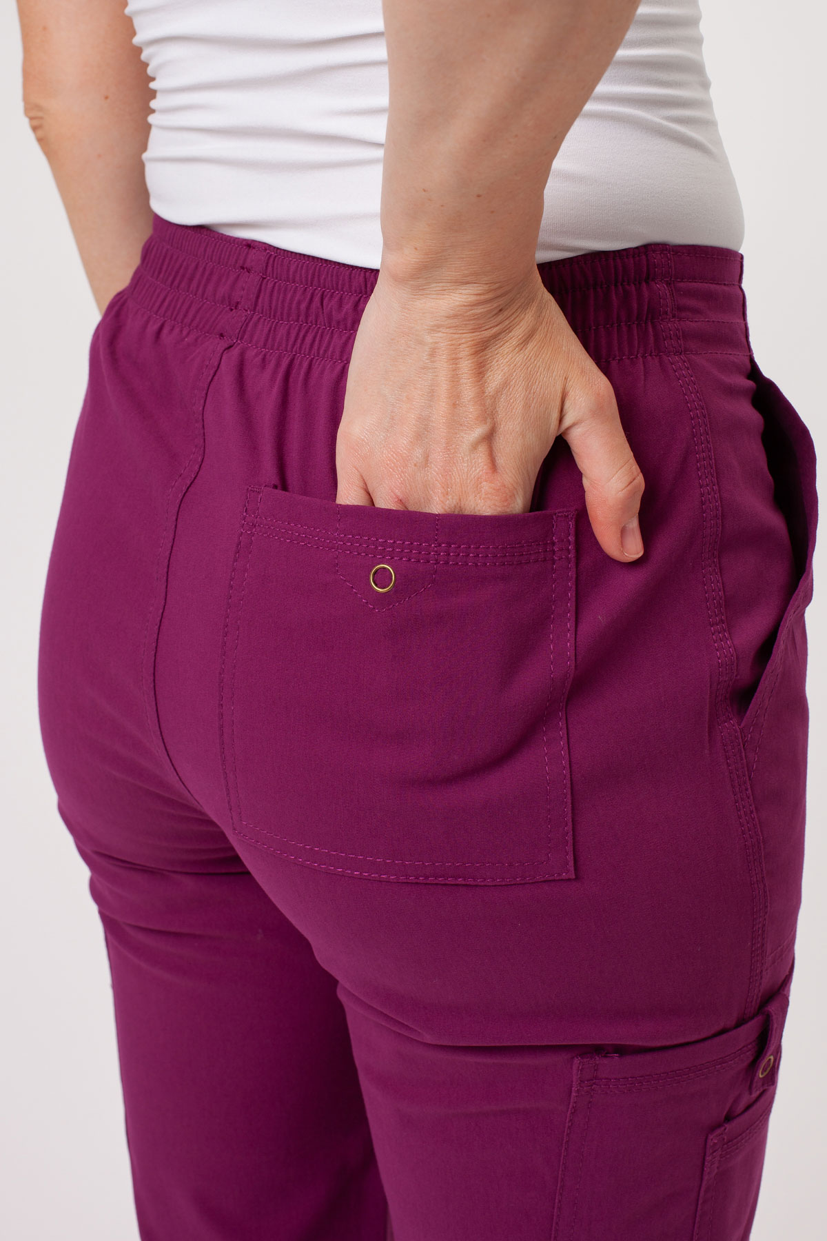 Women's Dickies Forge V-neck scrubs set wine-12