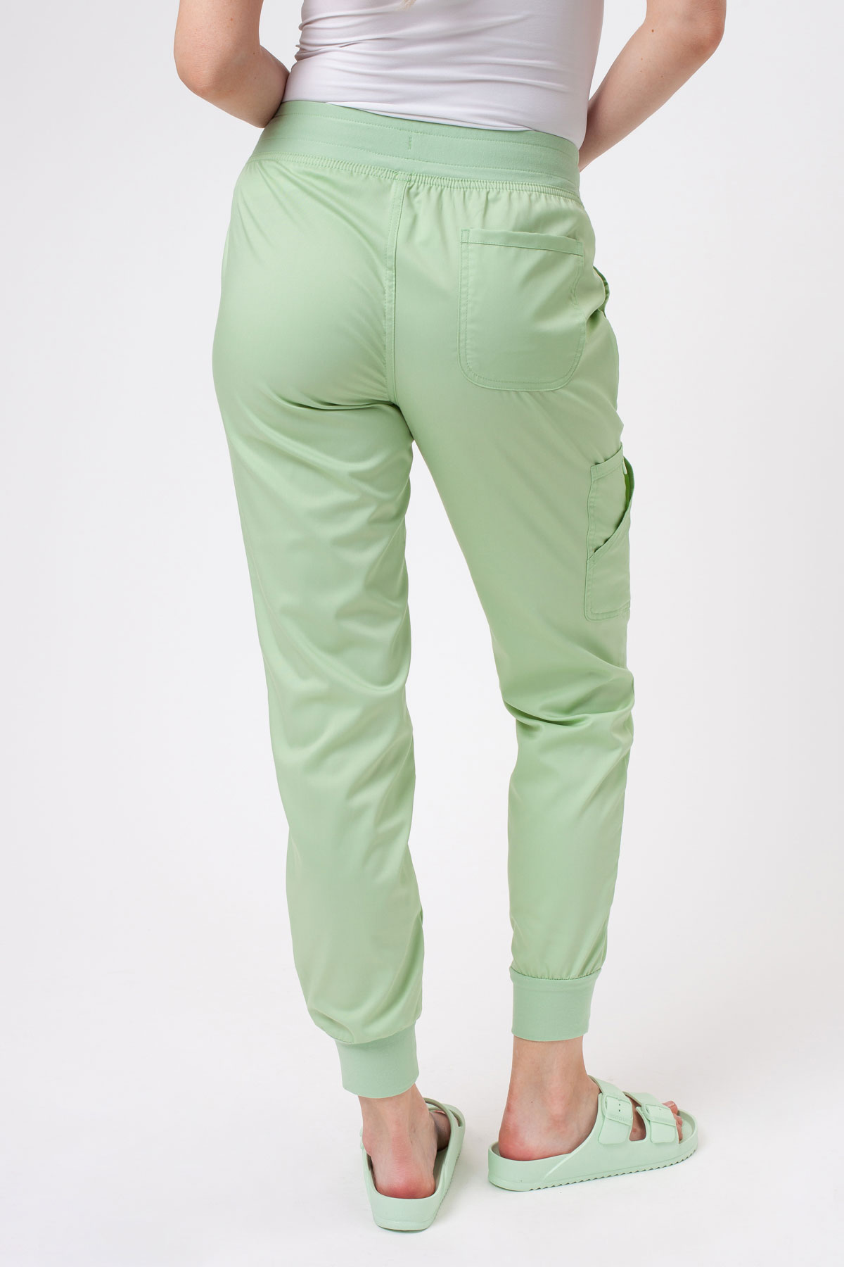 Women's Cherokee Revolution Soft scrubs set pistachio-9
