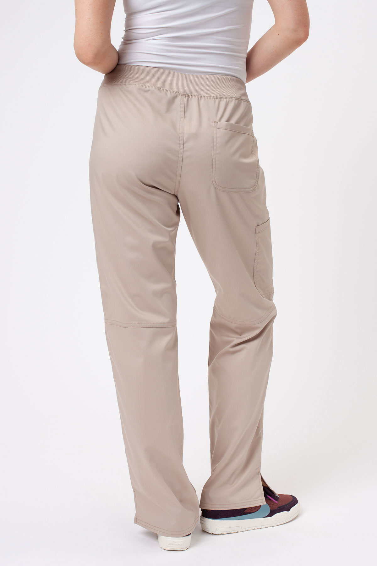 Women's Cherokee Revolution Straight scrubs set khaki-5