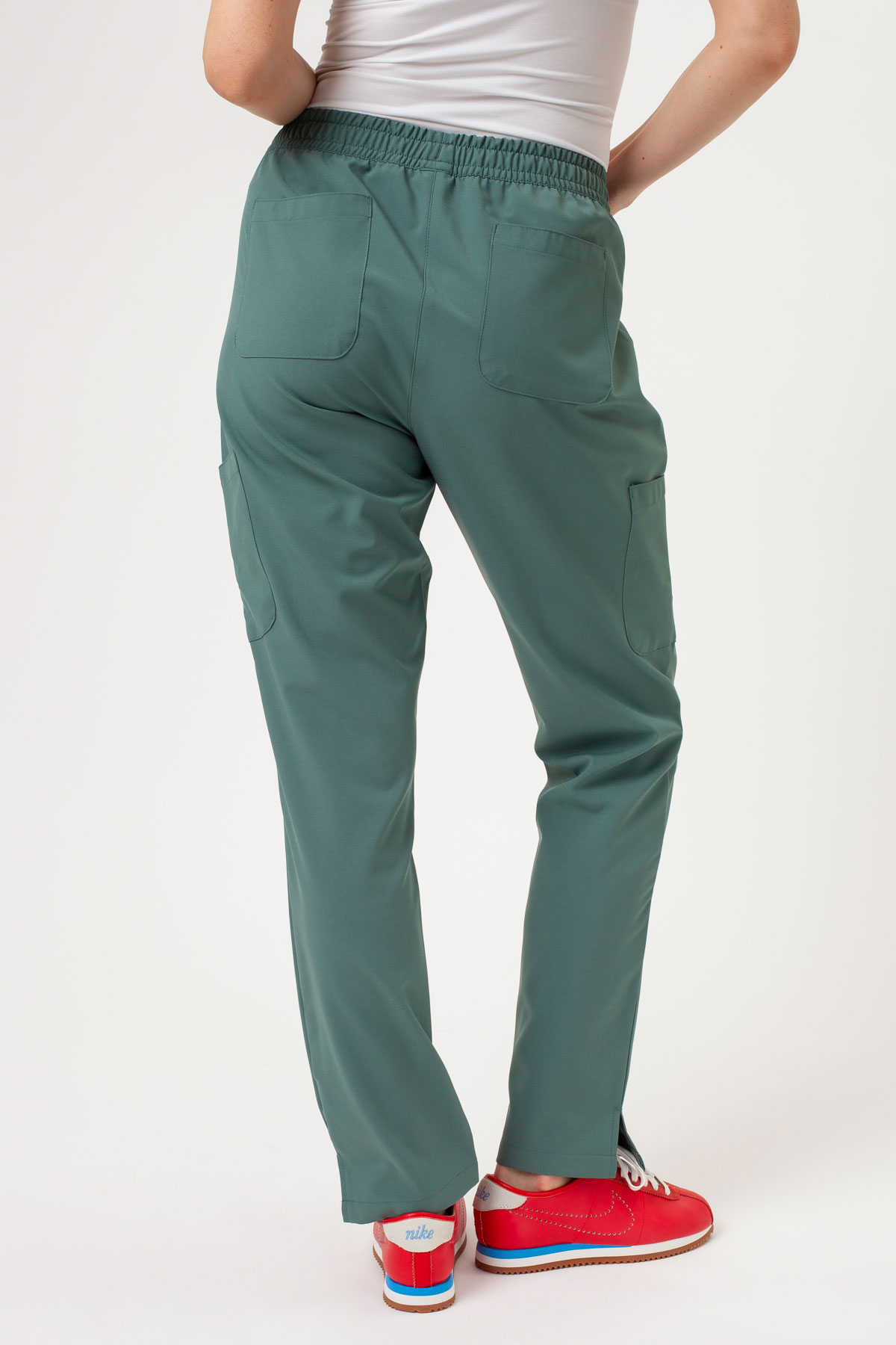 Women’s Maevn Momentum 6-pocket scrub trousers moss green-1