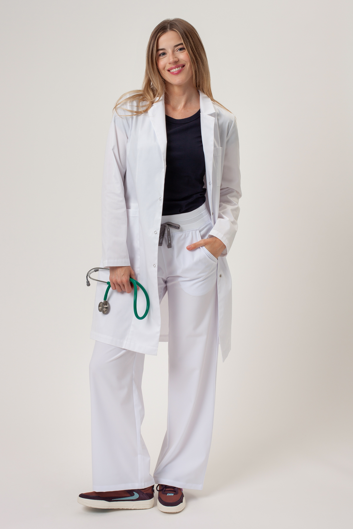 Women’s Sunrise Lab-1 lab coat-1