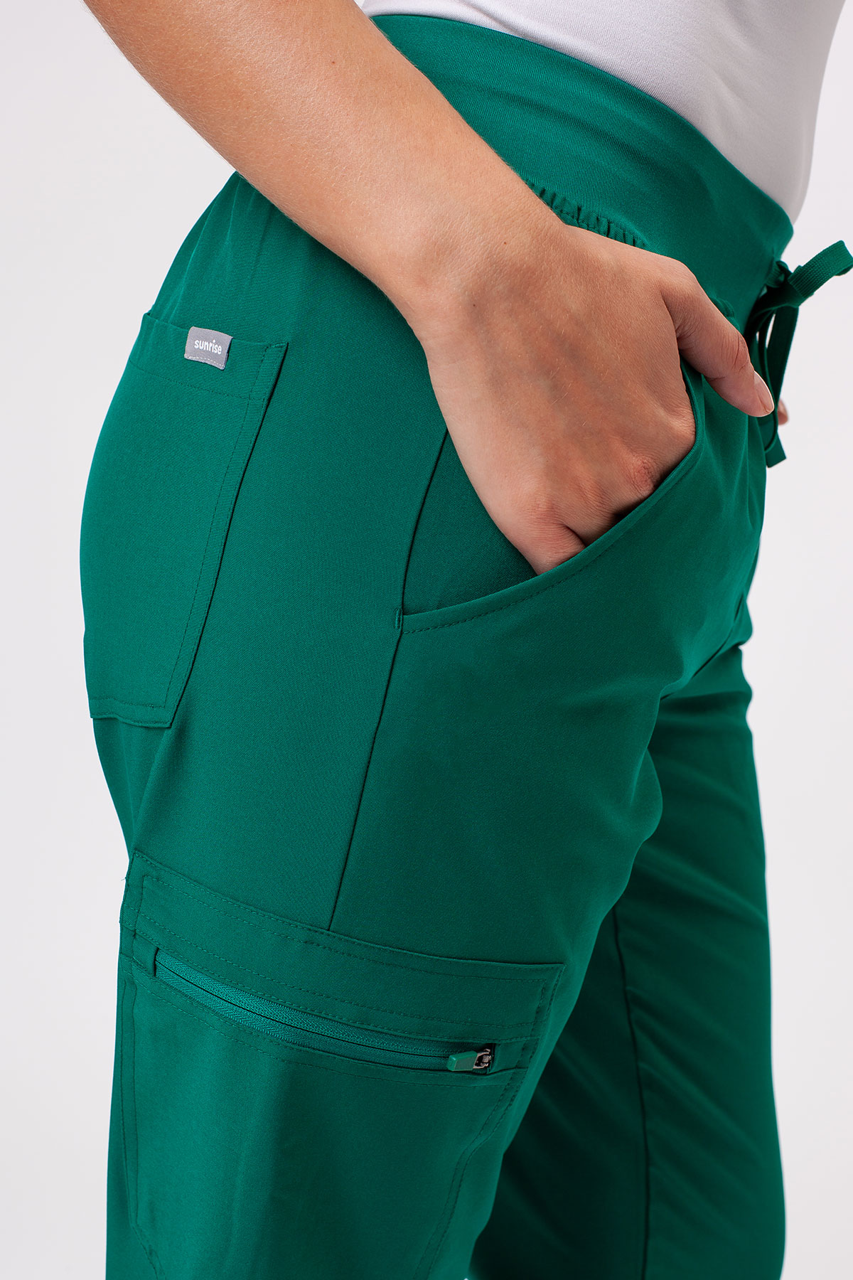 Women's Sunrise Move Go scrub set green-11