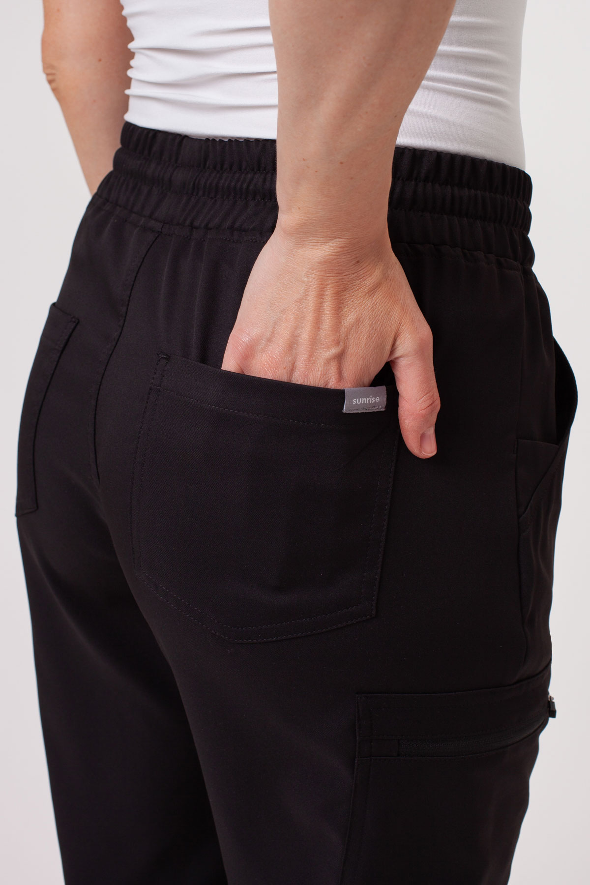 Women's Sunrise Lite Fit jogger scrub set black-11
