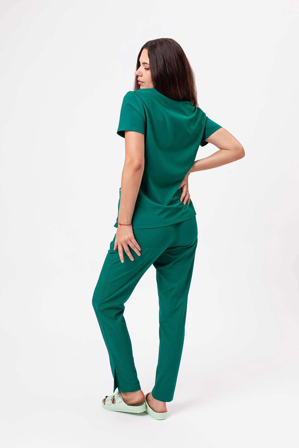 Women's Sunrise Move Line scrub trousers green-7