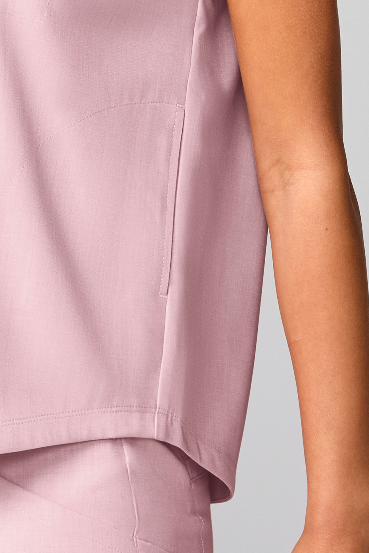 Women's Healing Hands Mandarin Collar scrub top pearly pink-4