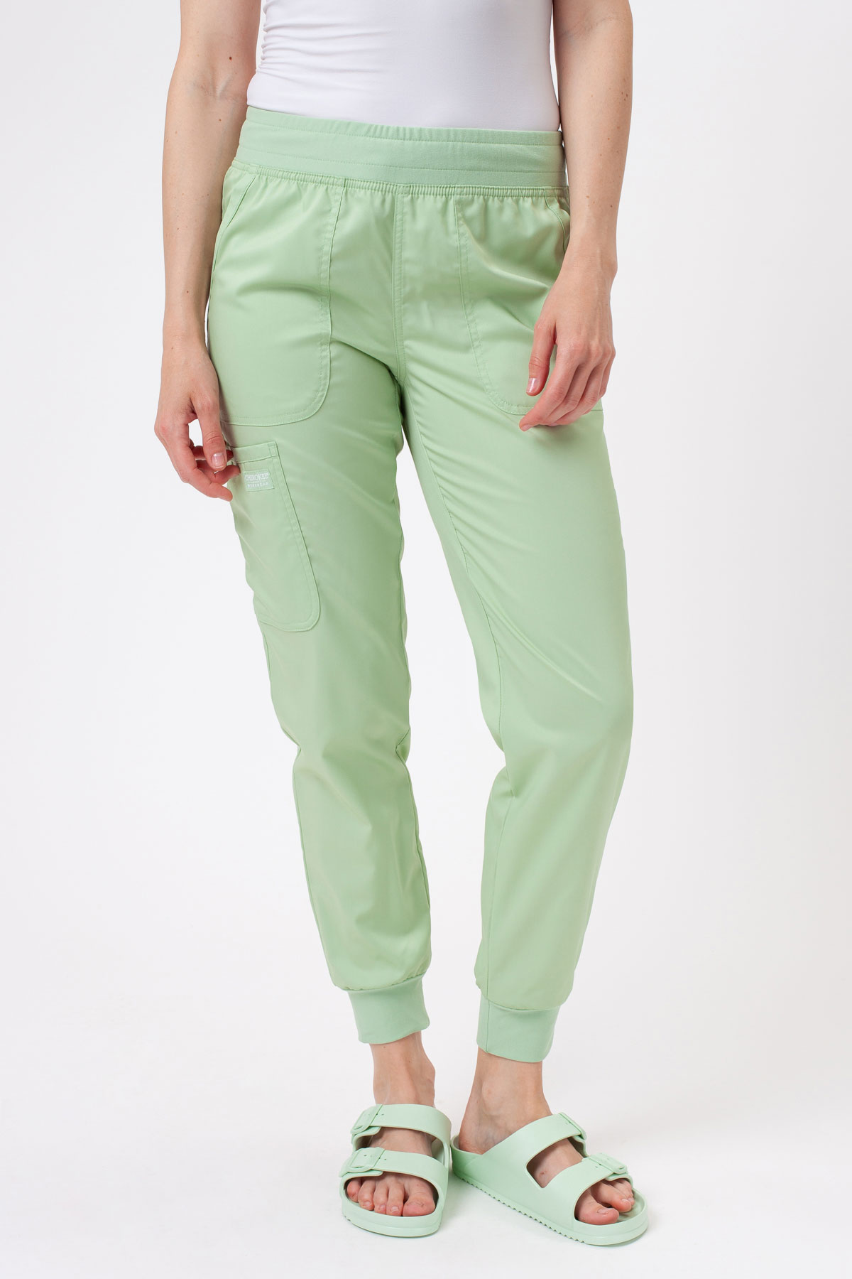 Women's Cherokee Revolution Soft scrubs set pistachio-8