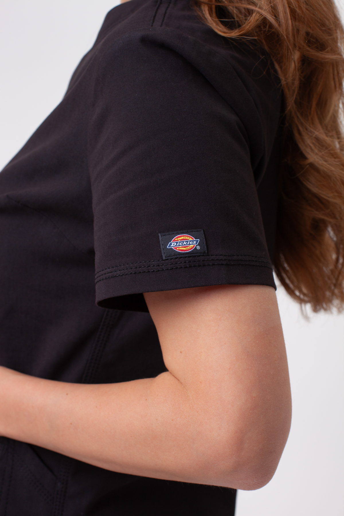 Women’s Dickies Forge V-neck scrub top black-5