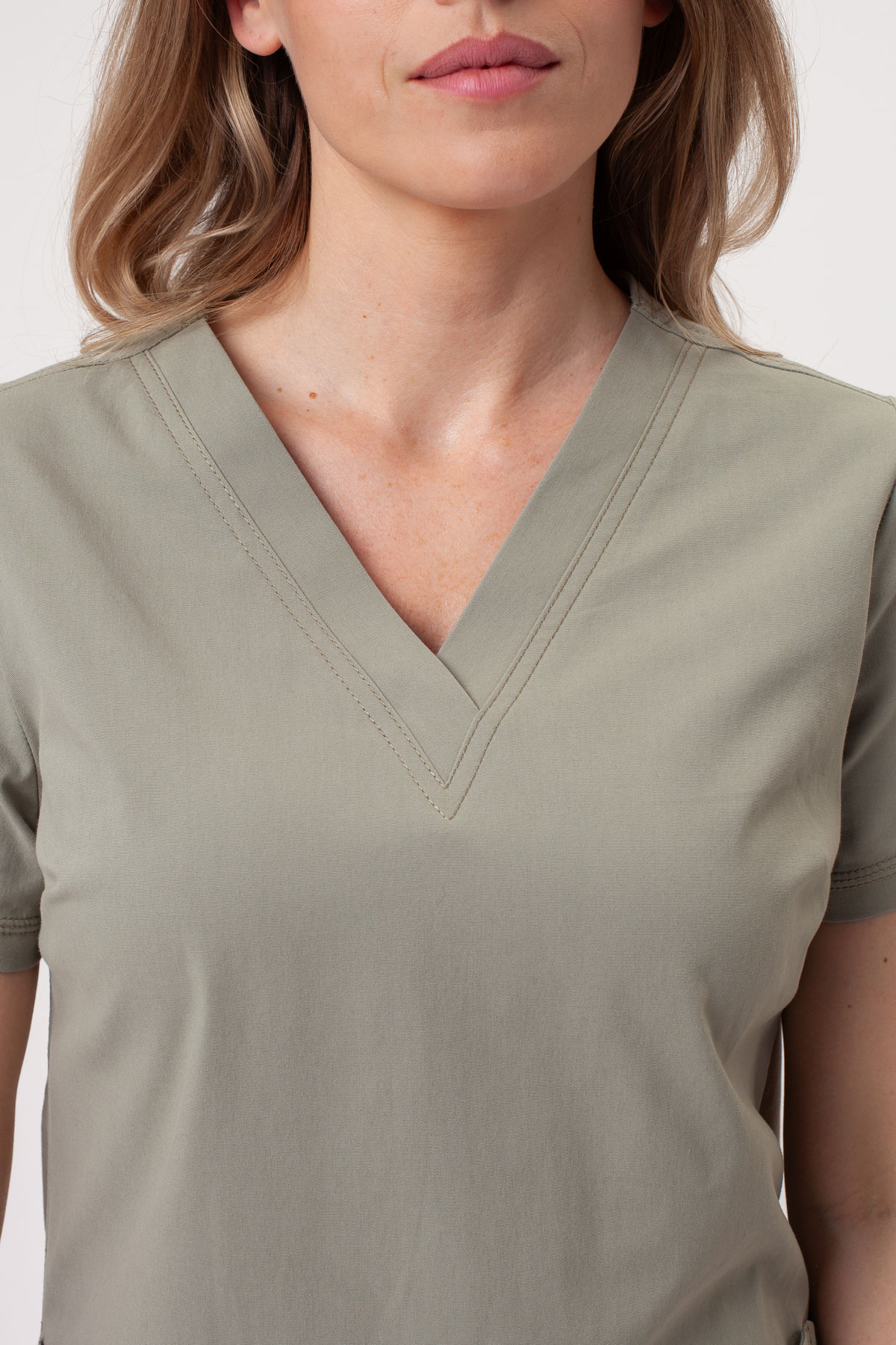 Women’s Dickies Forge V-neck scrub top sage green-2