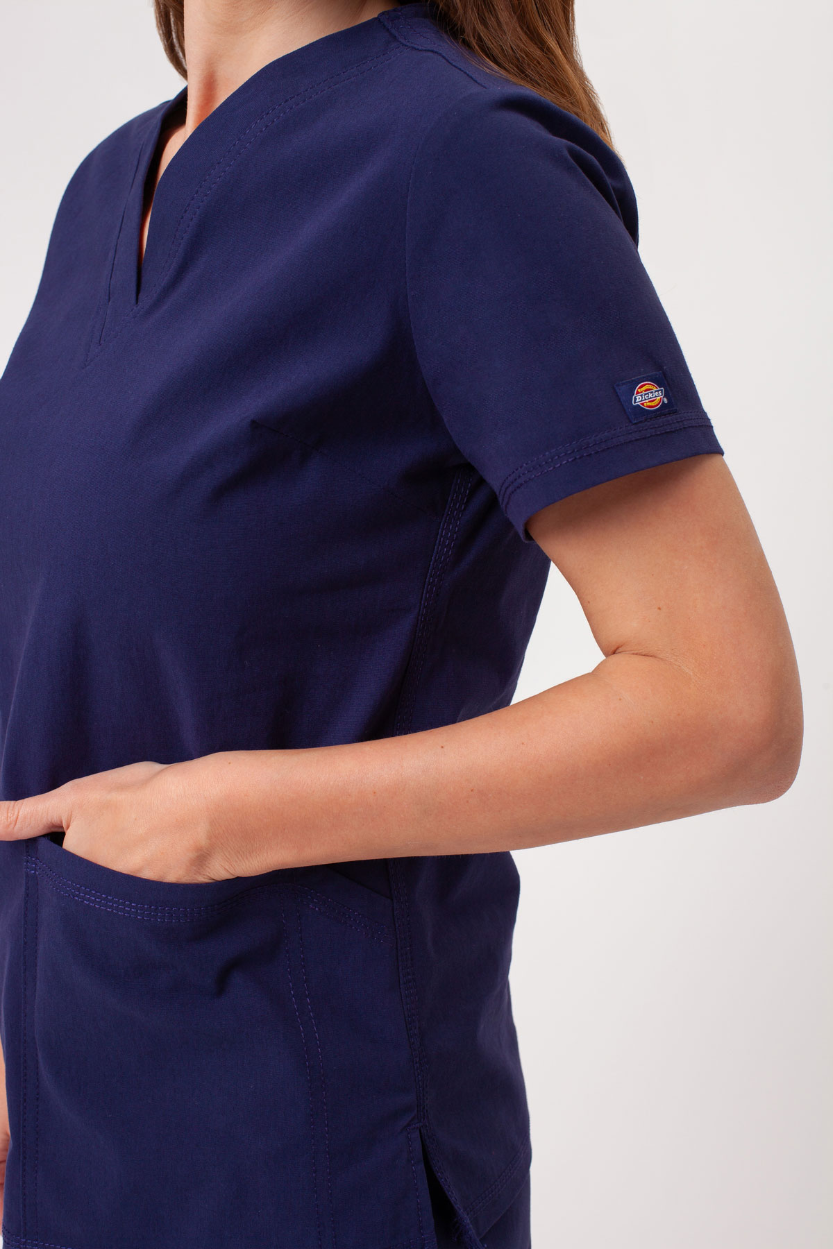 Women’s Dickies Forge V-neck scrub top navy-5