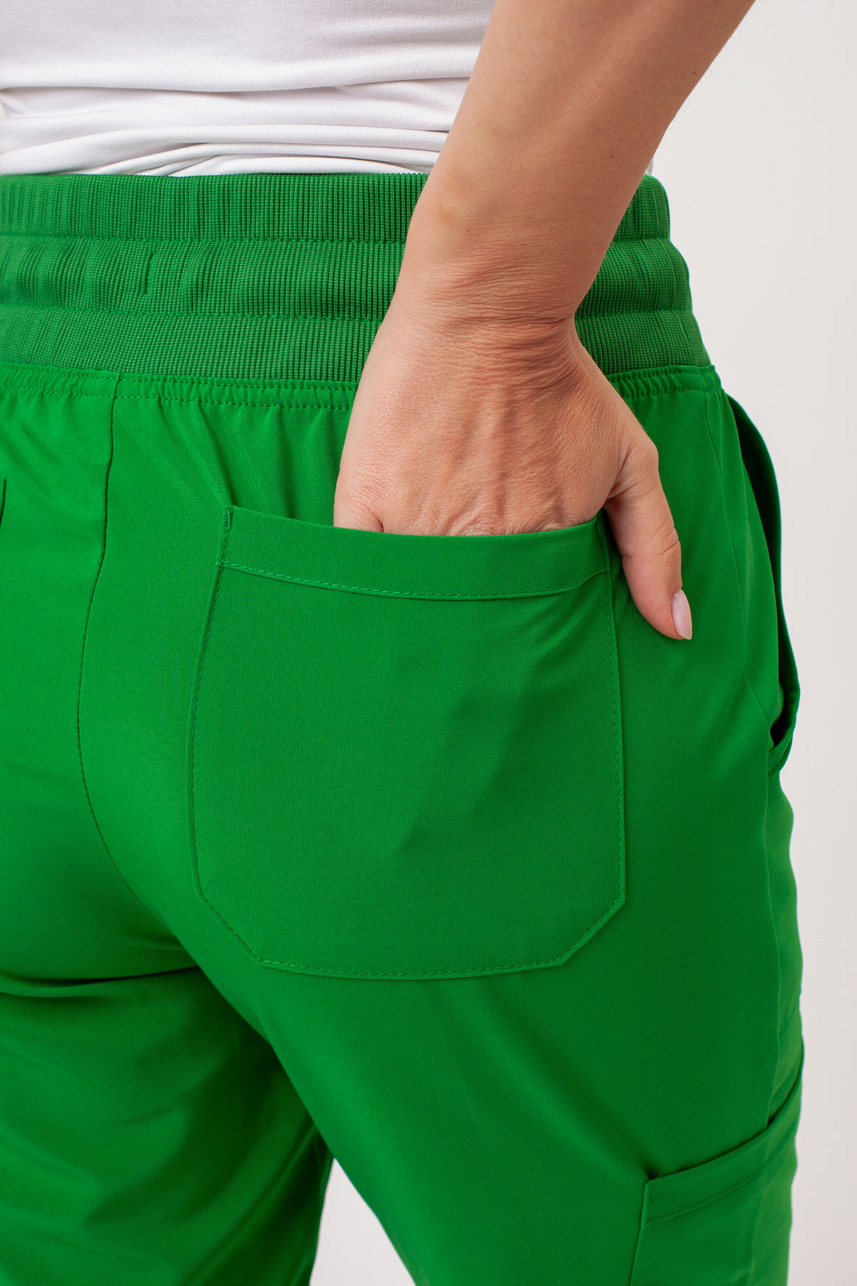 Women’s Dickies EDS Essentials Mid Rise jogger scrub trousers fern green-4