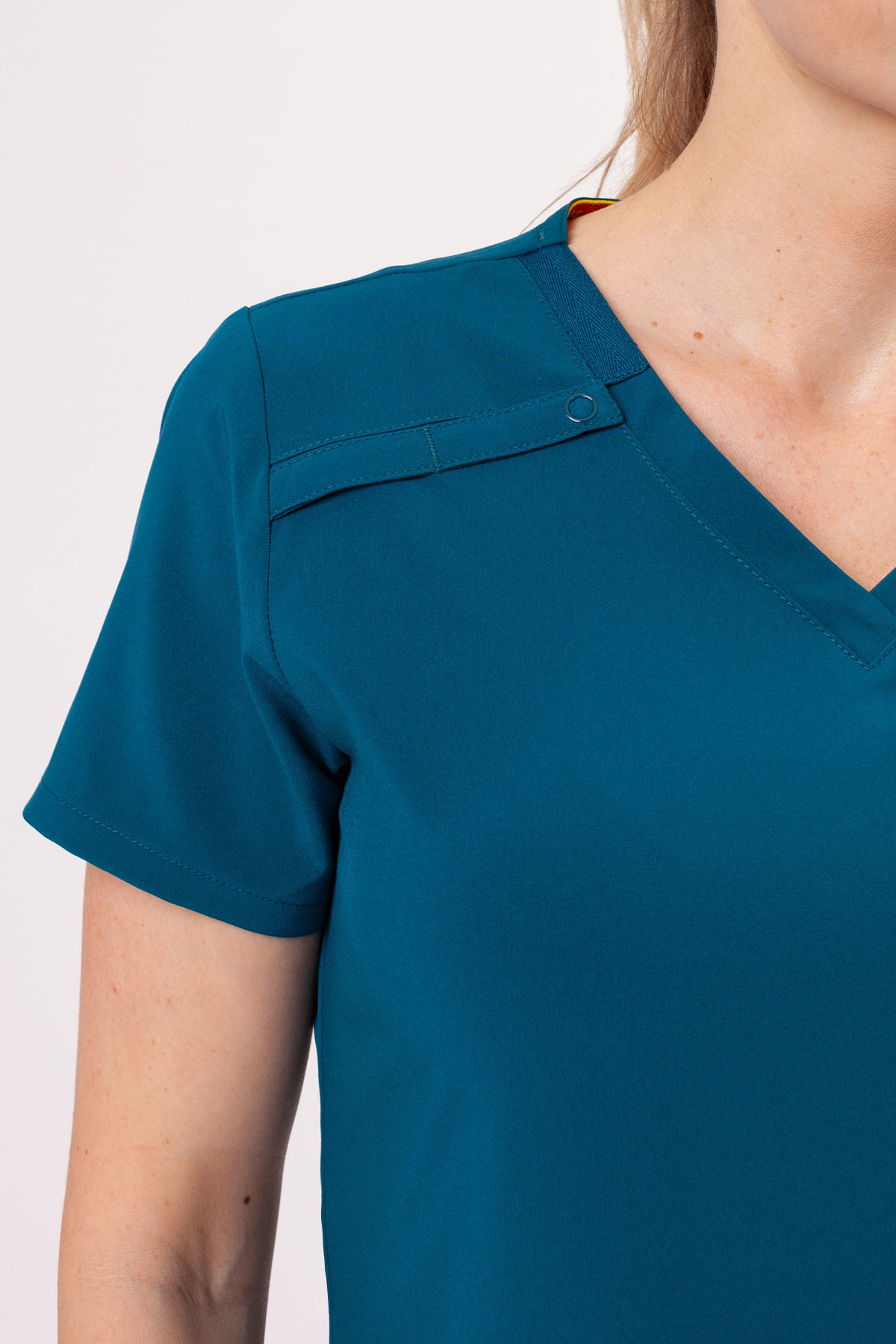 Women’s Dickies EDS Essentials V-neck scrub top caribbean blue-2