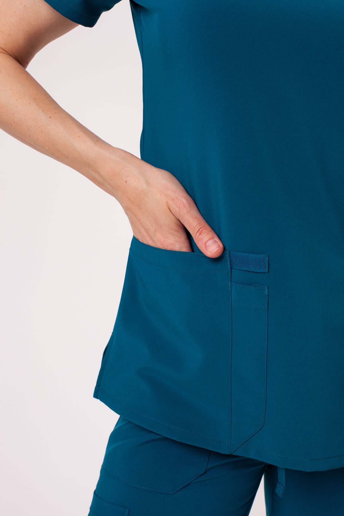 Women’s Dickies EDS Essentials V-neck scrub top caribbean blue-3