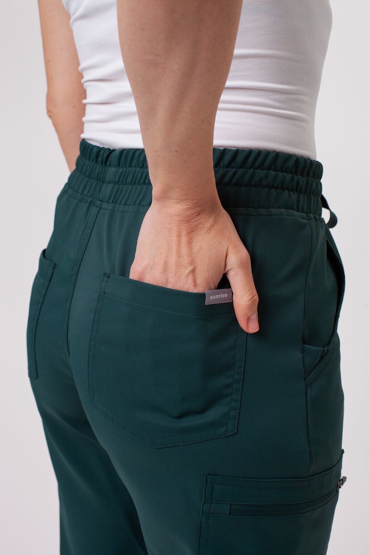 Women's Sunrise Lite Split scrub trousers bottle green-2