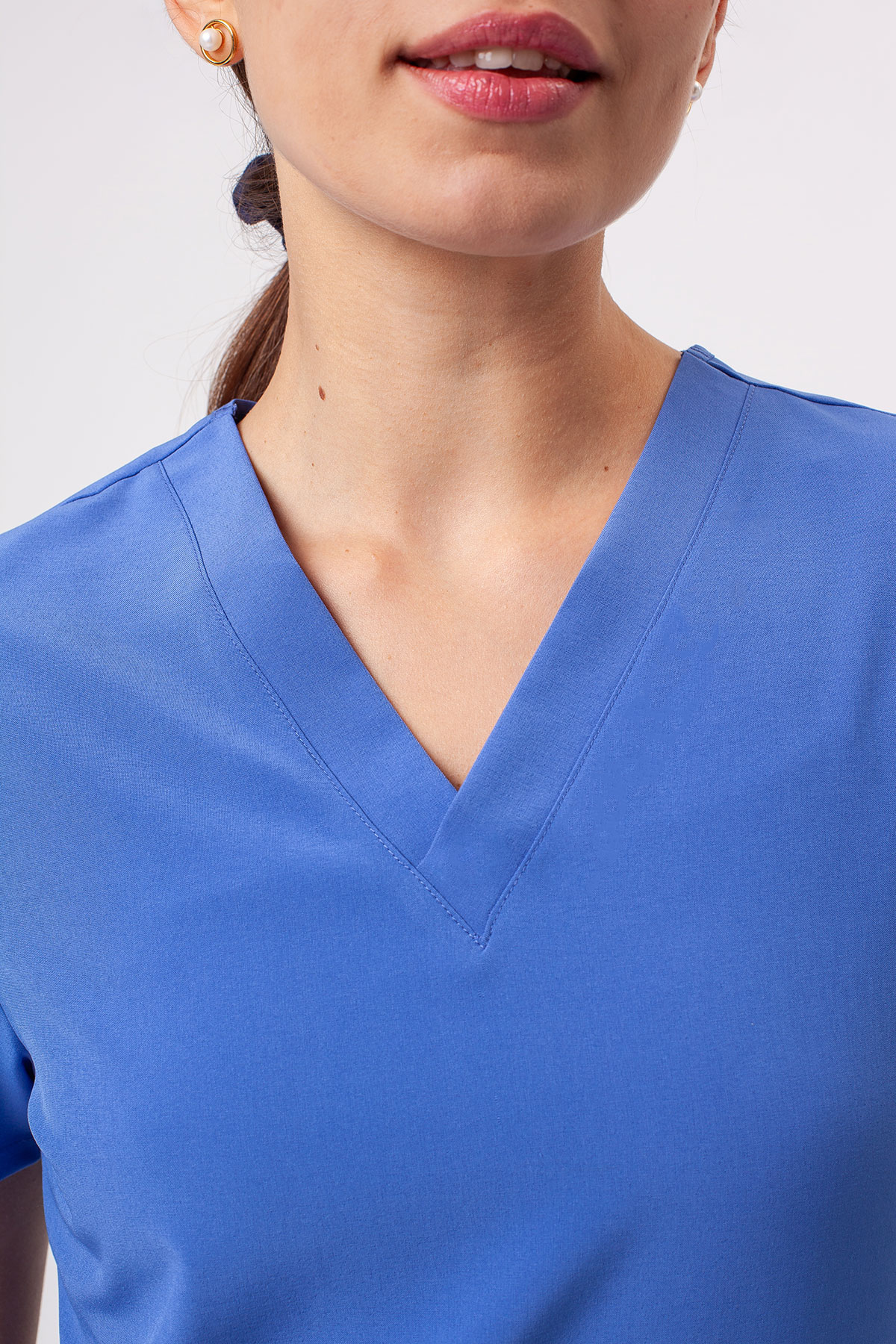 Women's Sunrise Move Pulse scrub top ceil blue-4