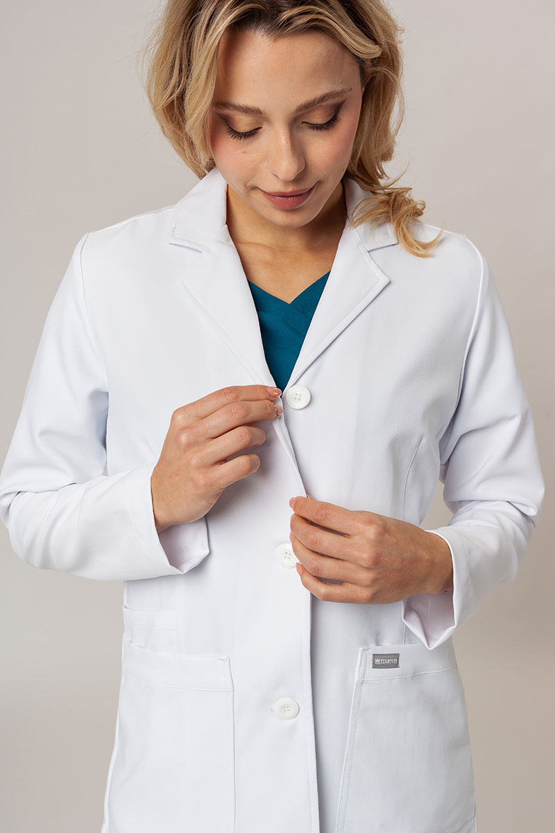 Women's Maevn Momentum Short (elastic) lab coat-9