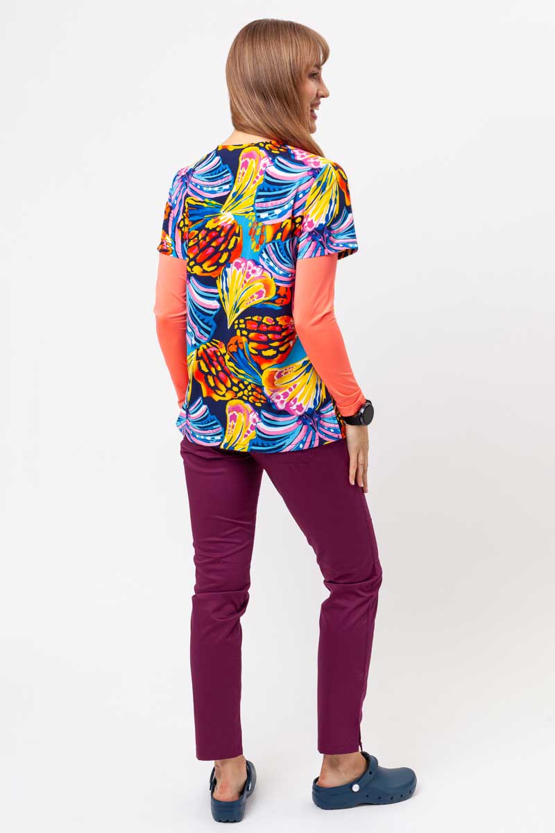 Women's Cherokee Prints V-neck scrub top Winging It-5