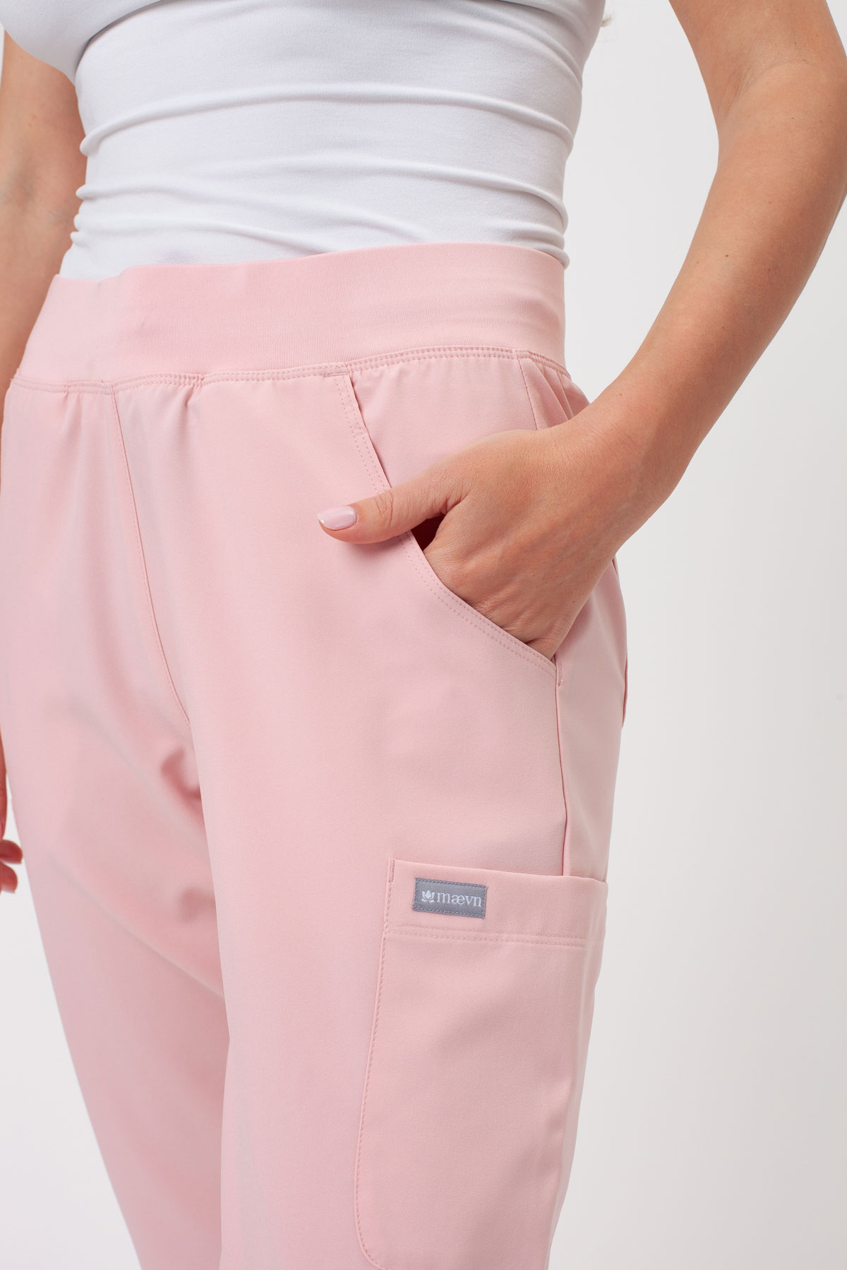 Women’s Maevn Momentum Jogger scrub trousers pink grapefruit-2