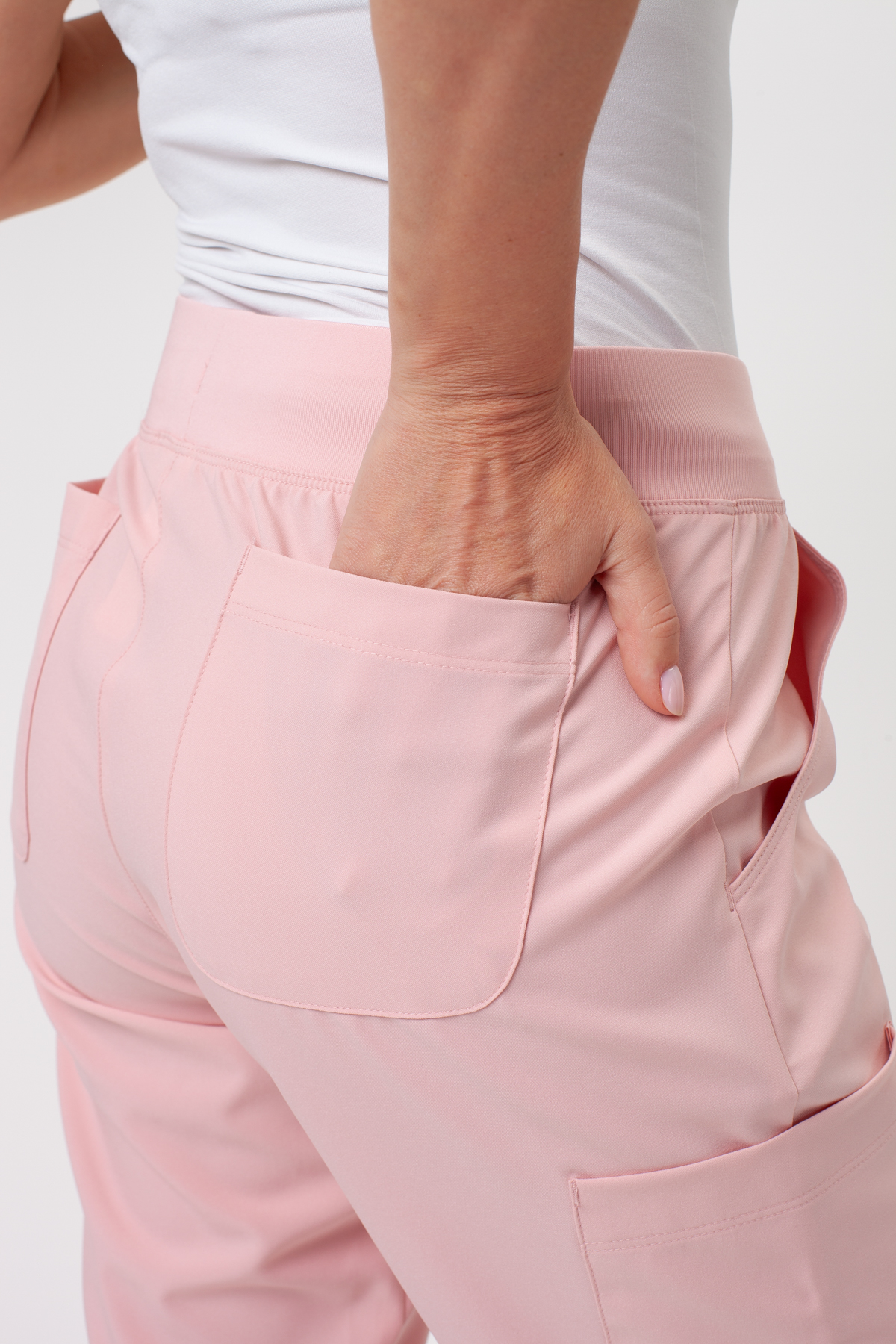 Women’s Maevn Momentum Jogger scrub trousers pink grapefruit-4