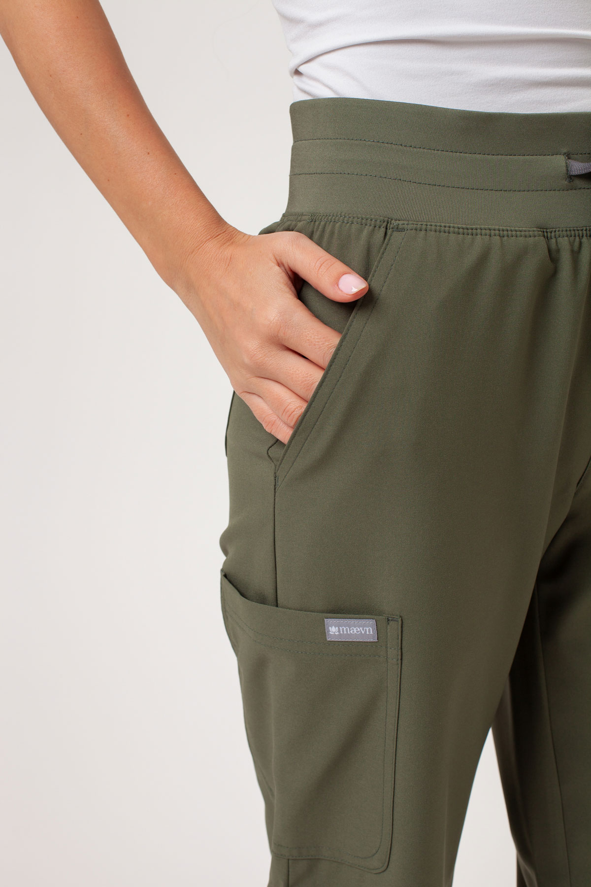 Women's Maevn Momentum Wide Leg scrub trousers olive-2