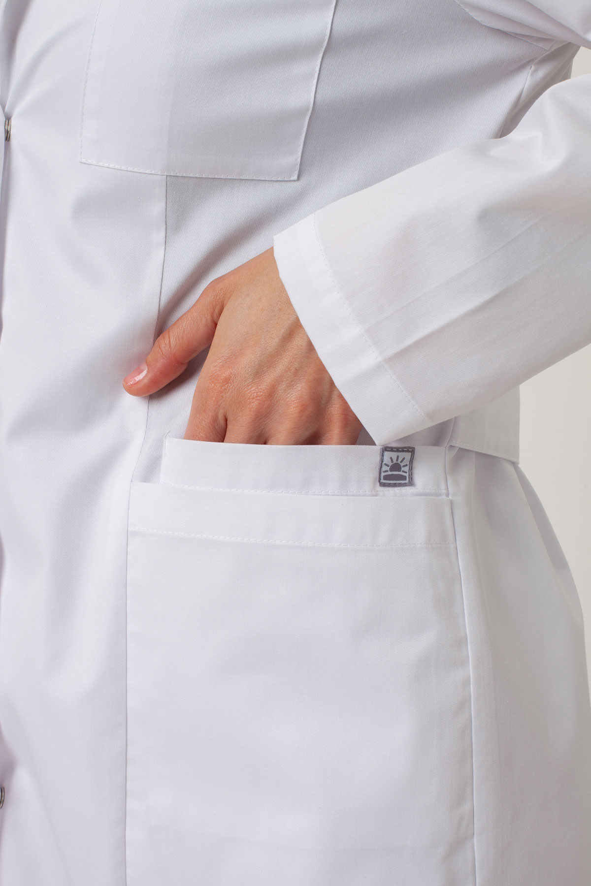 Women’s Sunrise Lab-1 lab coat-4