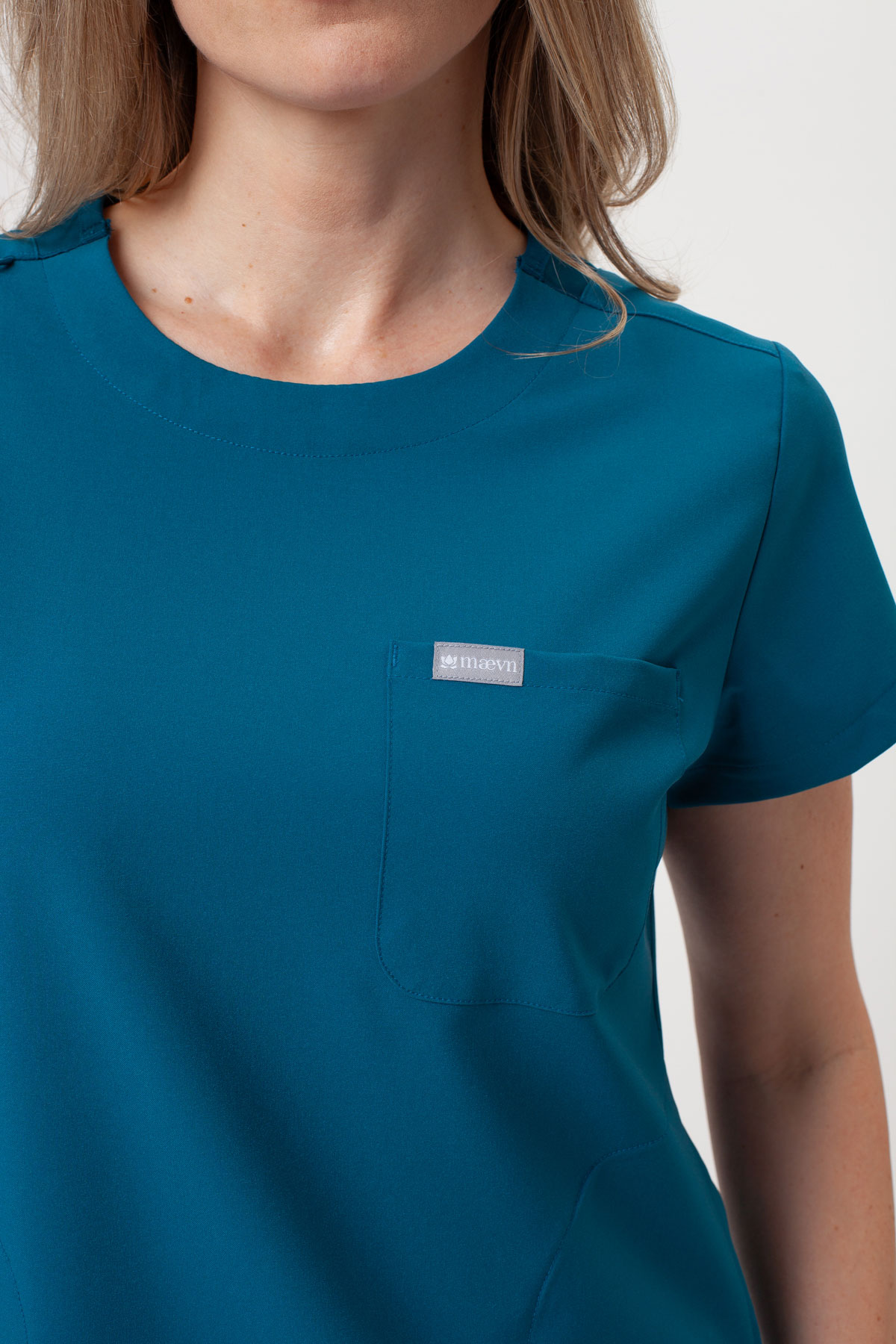 Women's Maevn Momentum Round Neck scrub top caribbean blue-5