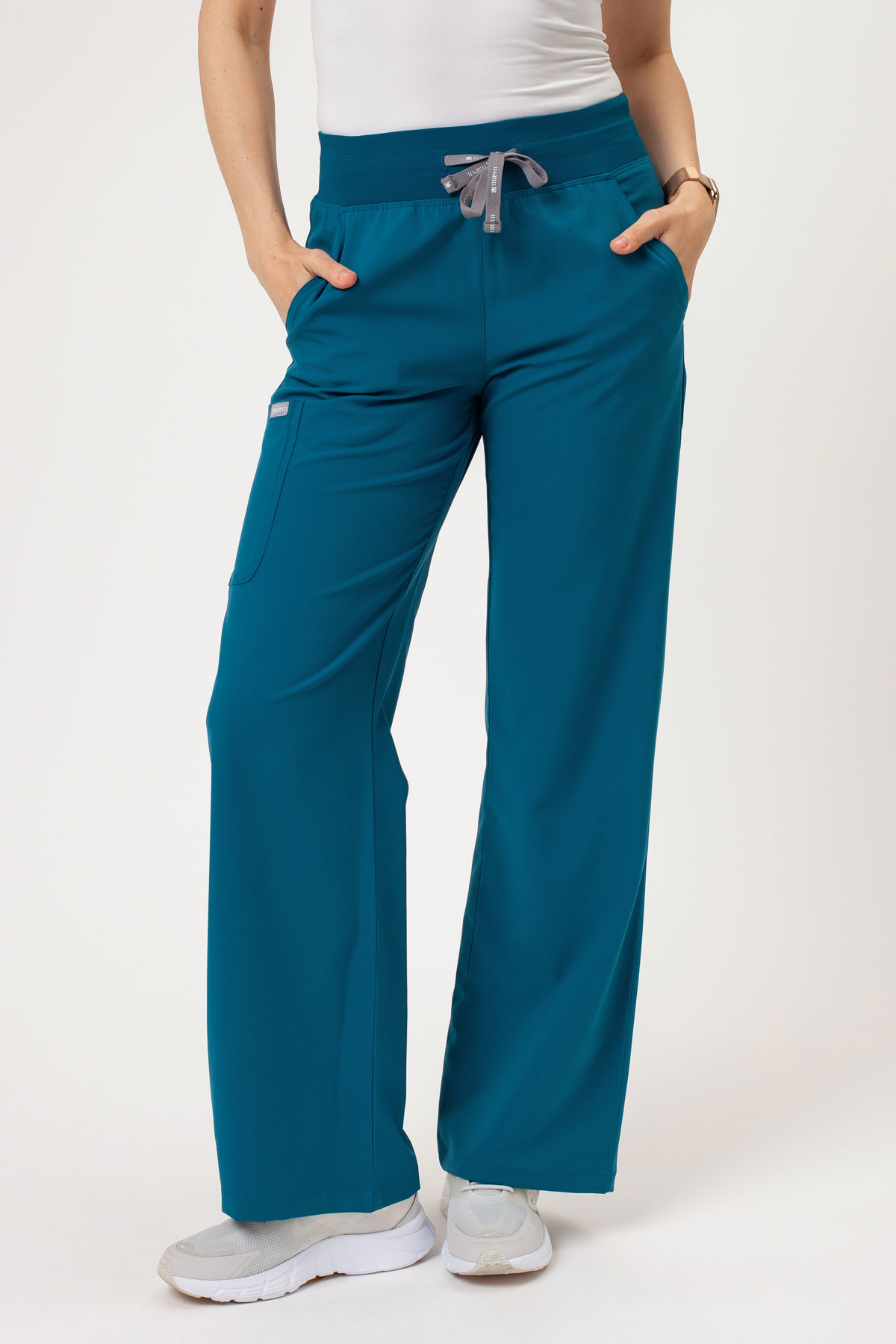 Women's Maevn Momentum Round scrubs set caribbean blue-9