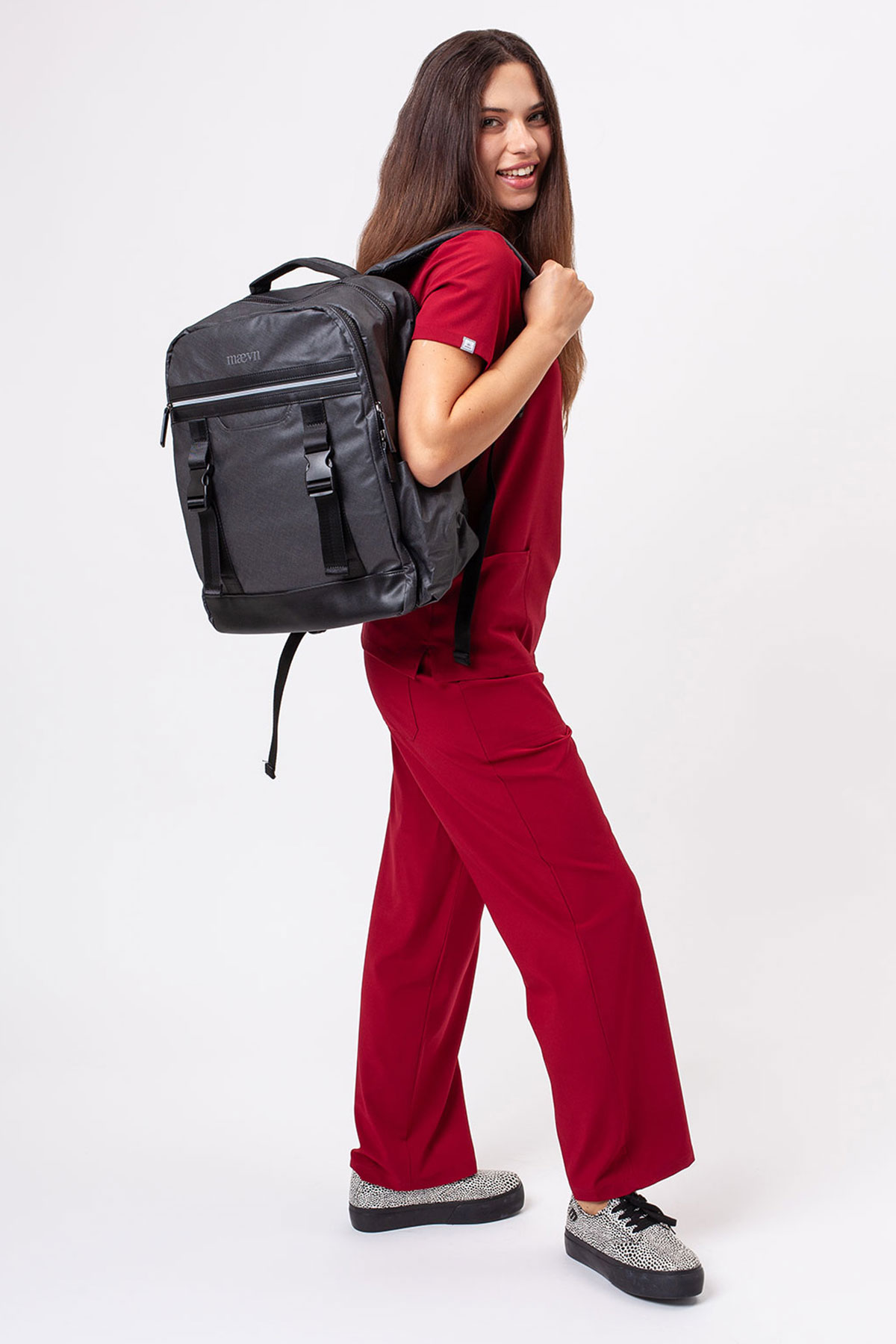 Women's Sunrise Move Zen scrub set burgundy-1