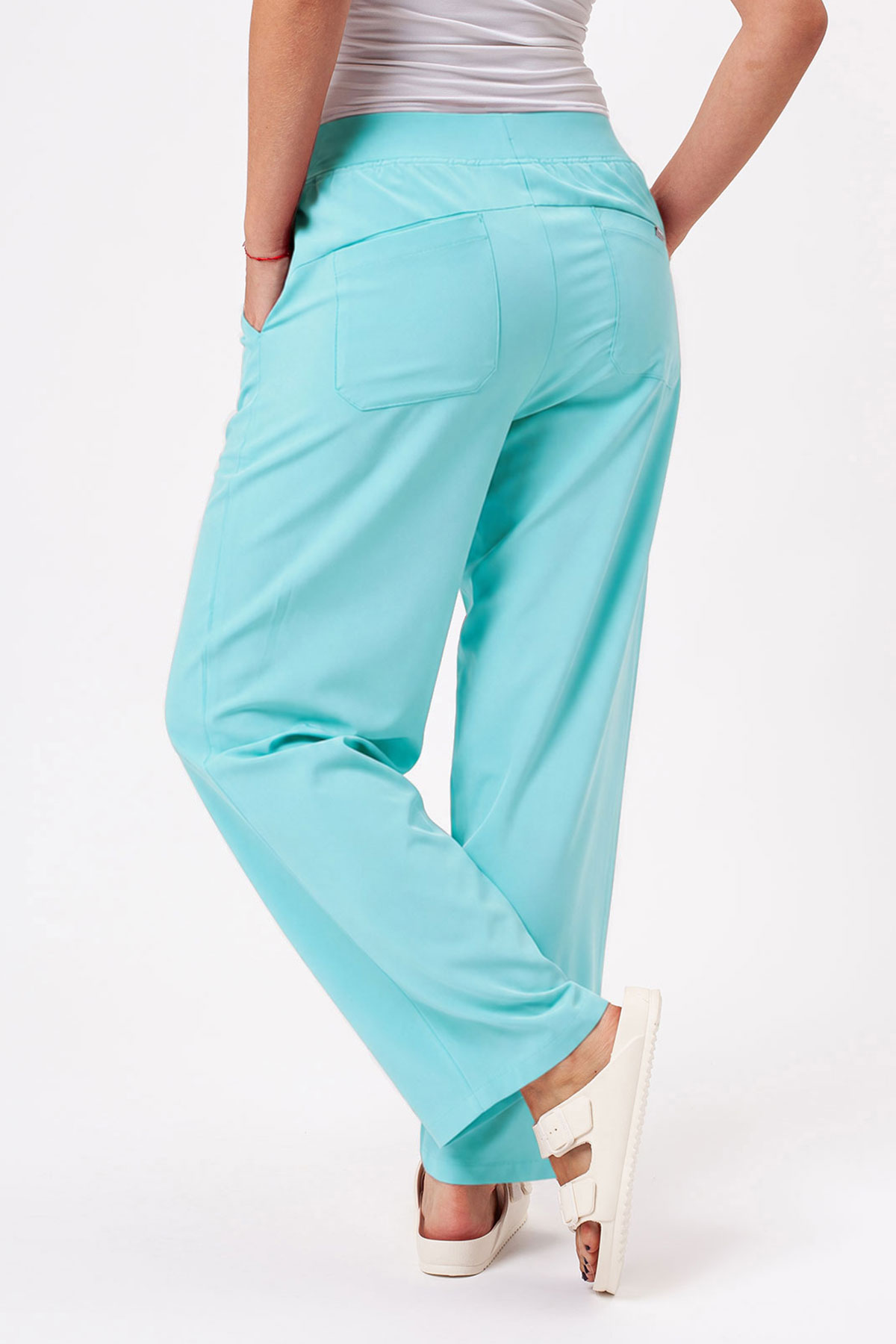 Women's Sunrise Move Zen scrub set mint-8