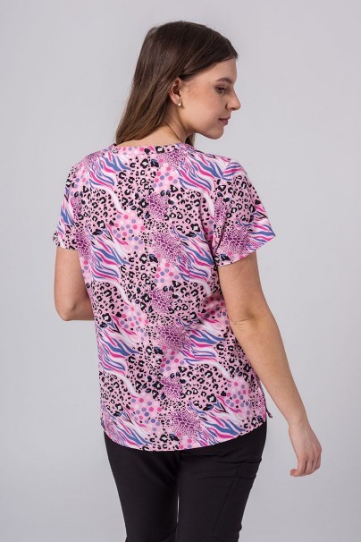 Women’s Maevn Prints scrub top Safari in Pink-3