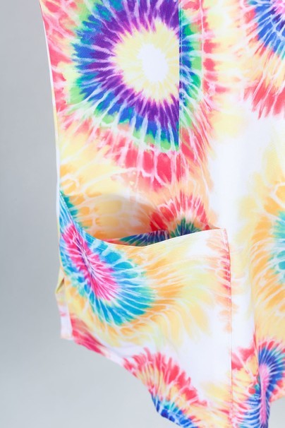 Women’s Maevn Prints scrub top rainbow dreams-3