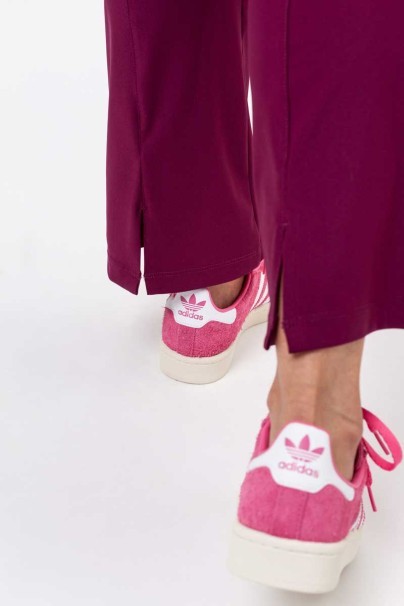 Women's Maevn Embrace scrubs set (Luna top, Nora trousers) wine-14