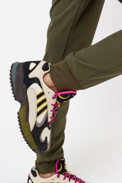 Women’s Uniforms World 309TS™ Valiant scrubs set olive-13