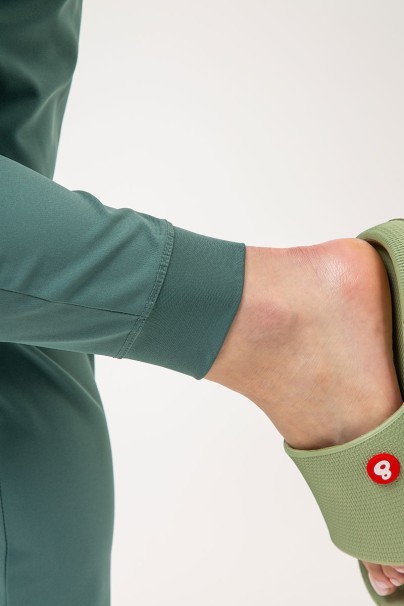 Women’s Maevn Momentum Jogger scrub trousers moss green-4