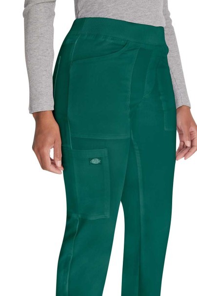 Women's Dickies Balance scrubs set (V-neck top, Mid Rise trousers) navy-3