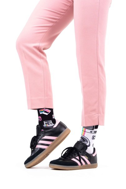 Insta Snap COLOURFUL SOCKS – MANY MORNINGS-2