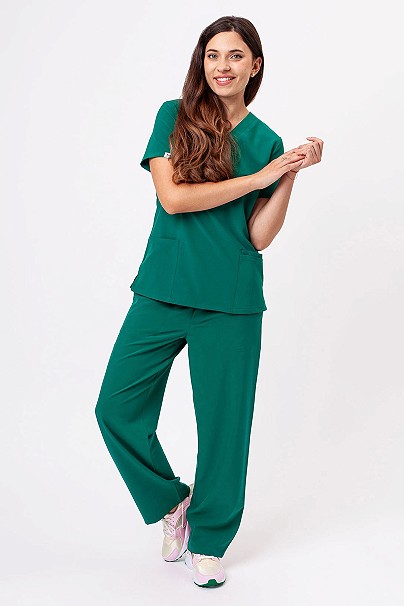 Women's Sunrise Move Zen scrub set green