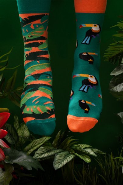 Tropical Heat COLOURFUL SOCKS – MANY MORNINGS-1